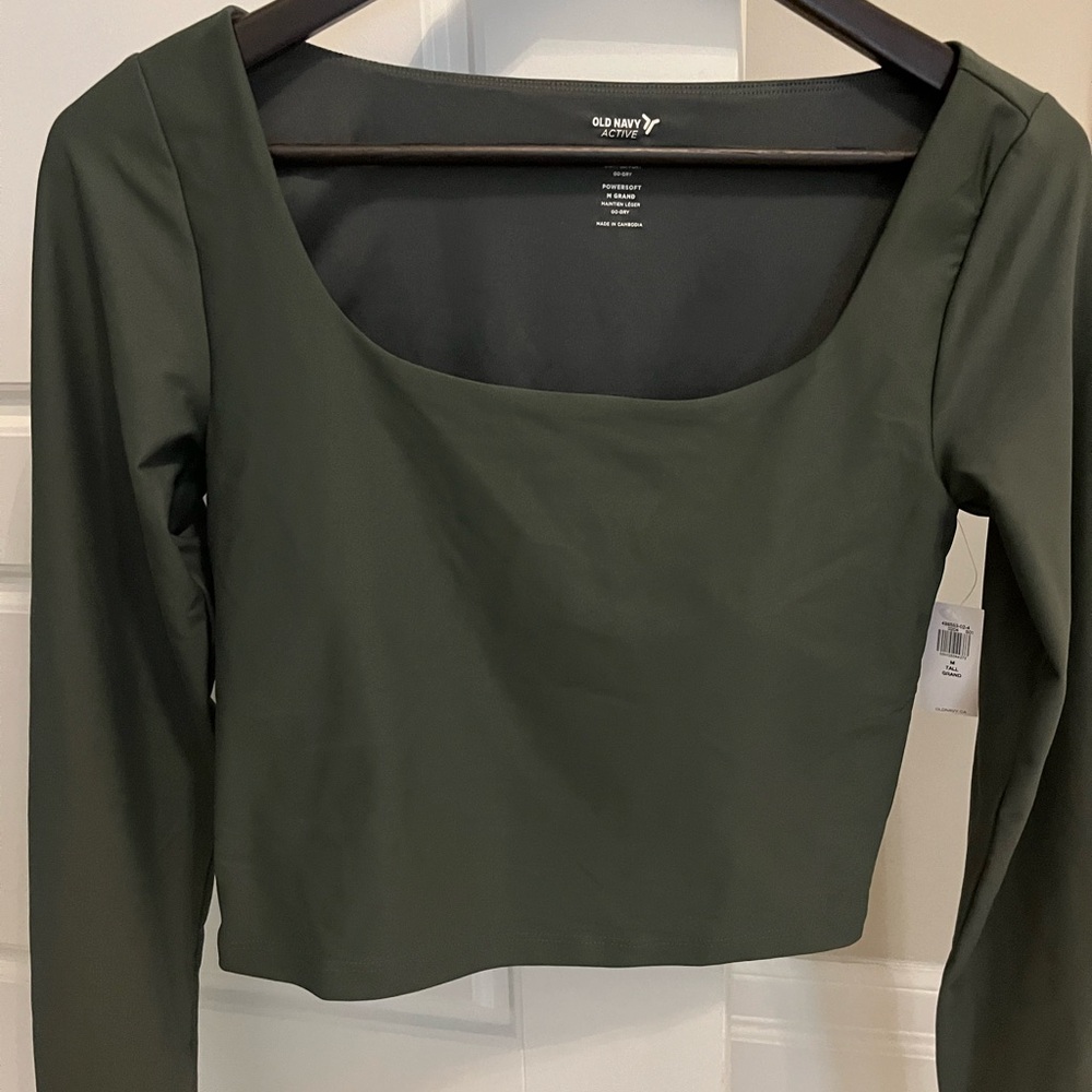 Old Navy Olive Green Long Sleeve Crop Top with built in bra!! M Tall